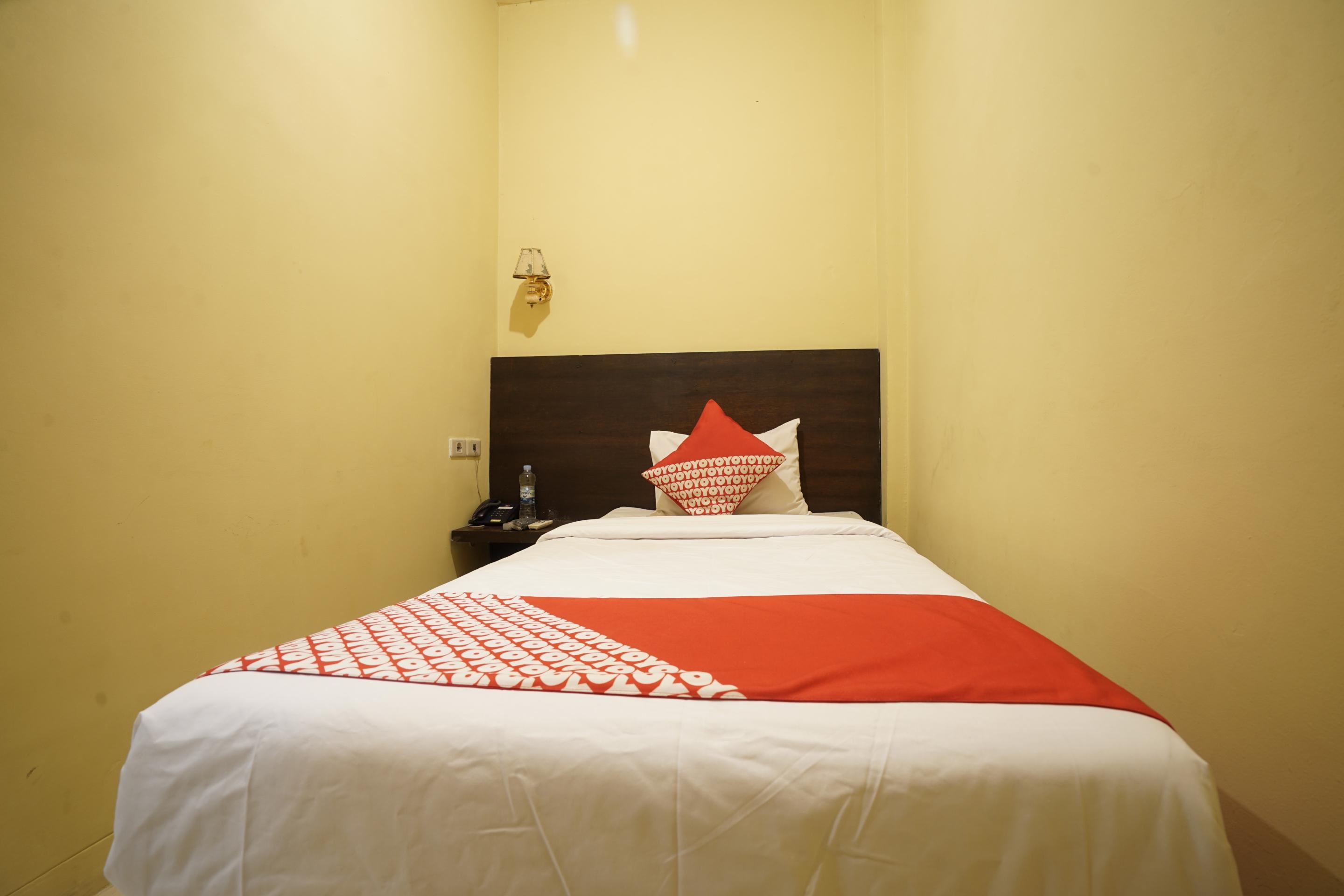 Urbanview Hotel Best Skip Палембанг Екстериор снимка