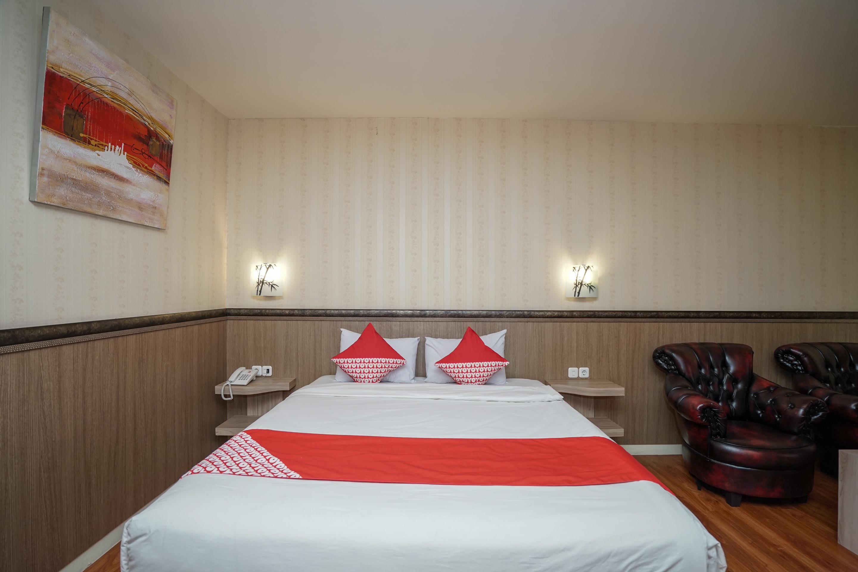Urbanview Hotel Best Skip Палембанг Екстериор снимка